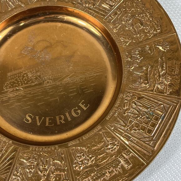 VINTAGE SVERIGE, SWEDEN PATINA COPPER PLATE, 10.75", HOOK FOR HANGING, VGC - Picture 10 of 10